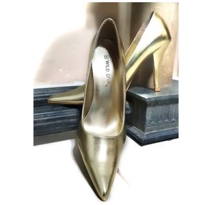 $15 Size 7.5 High Heels